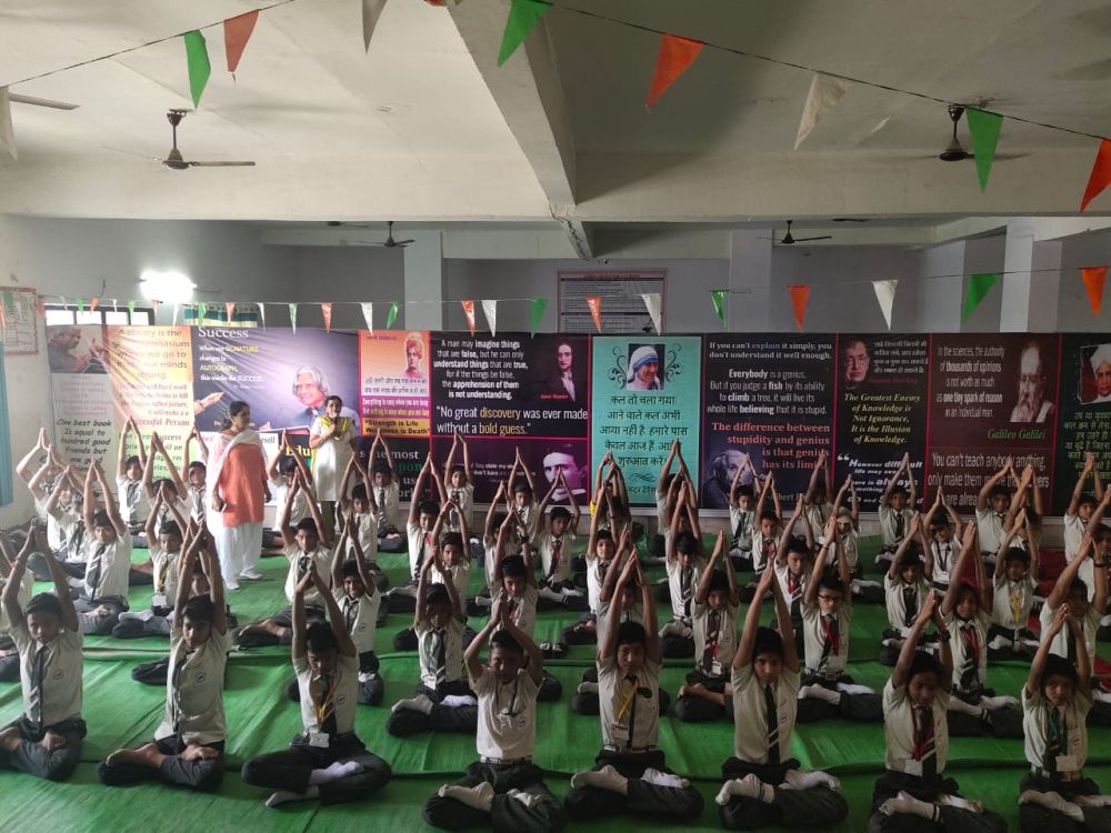 Priya-Vidya-Vihar-25-11-19-Inter-School-Yoga-Competition-training-2019