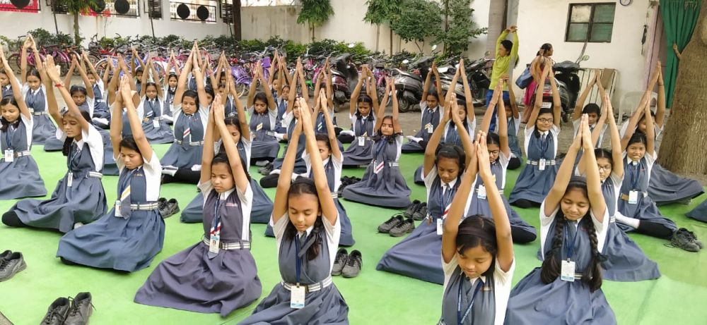 Shahu-Garden-High-School-26-11-19-Interschool-yoga-competition-training-2019