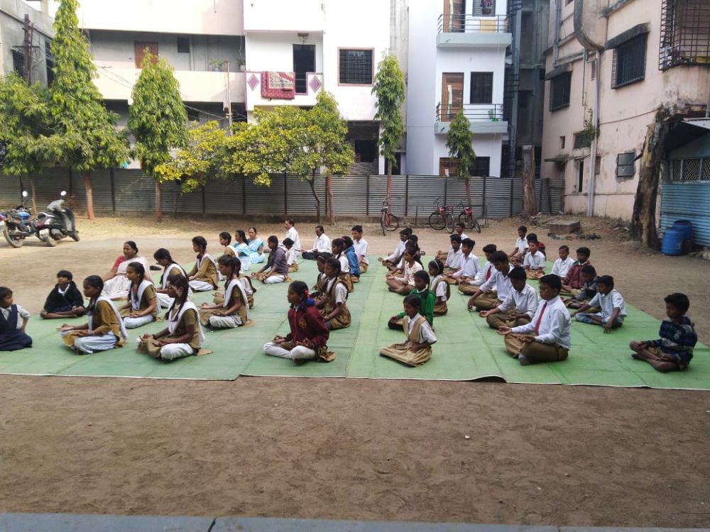 Sule-high-school-dhantoli-30-11-19-Inter-School-Yoga-Competition-training-2019