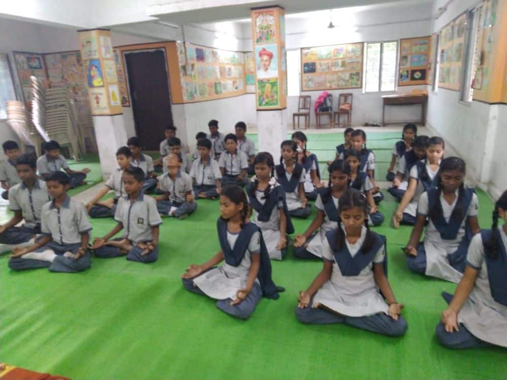 Wankhede-Vidyaniketan-Inter-School-Yoga-Competition-training-2019