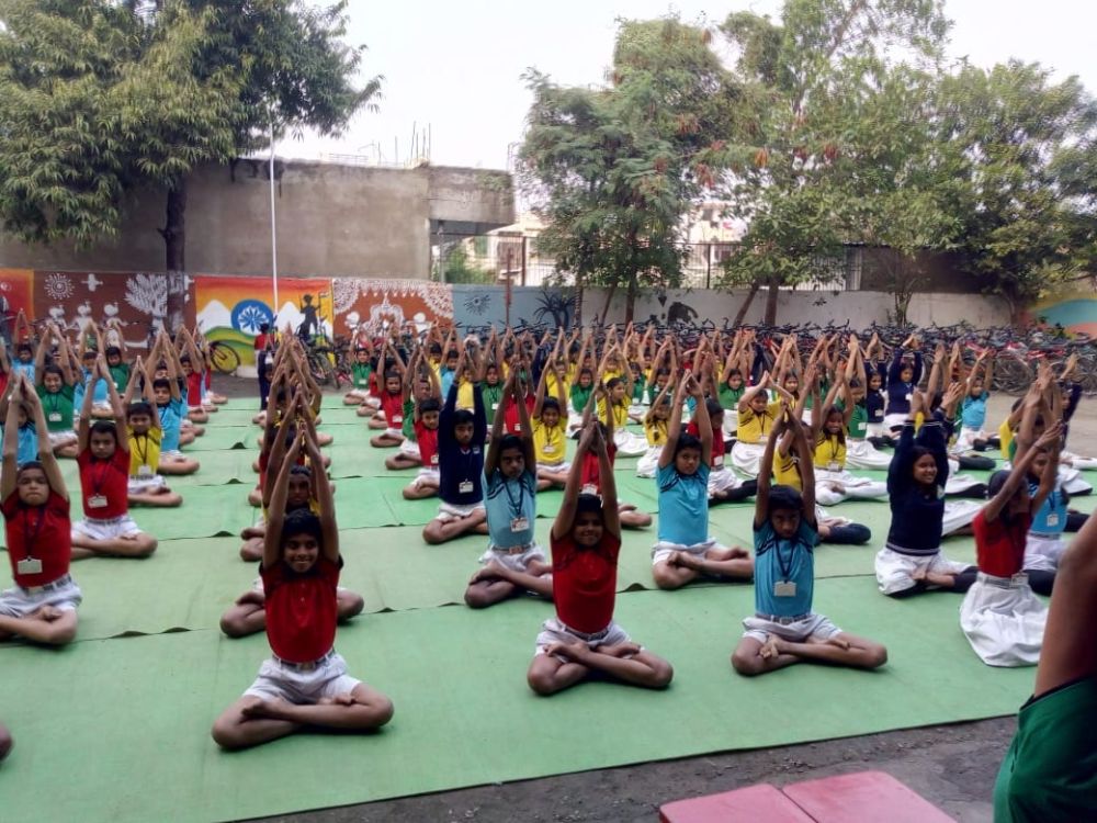 Gayatri-Convent-New-Nandanvan-19-12-19-Inter-school-yoga-competition-training-2019