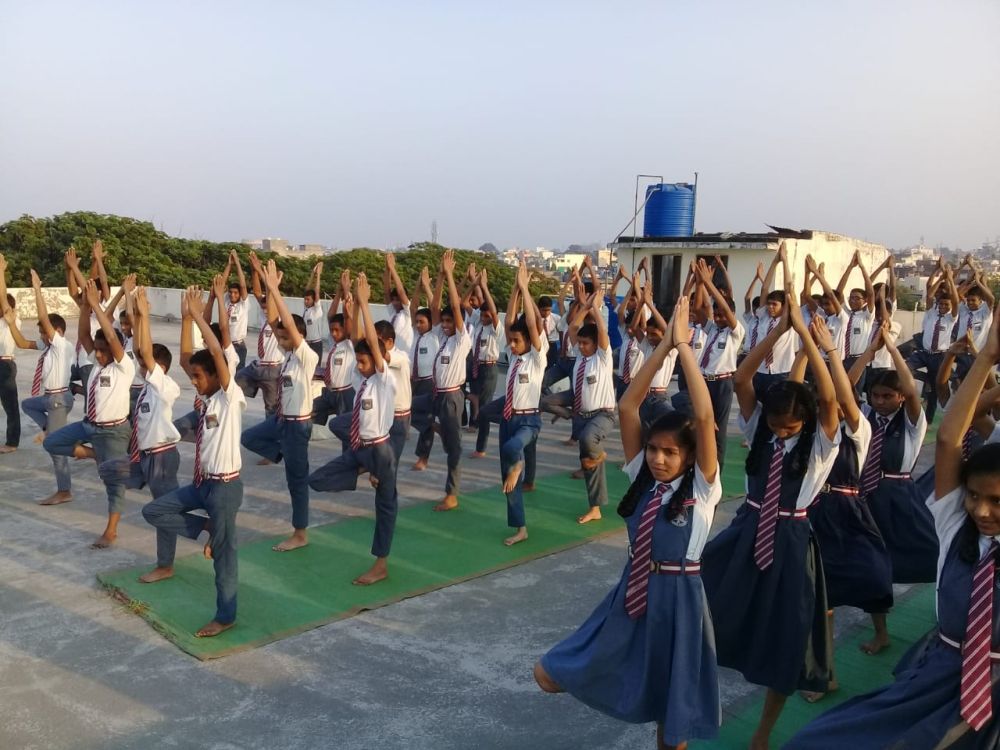 KTR-school-Jaripataka-6-12-19-Inter-school-yoga-competition-training-2019