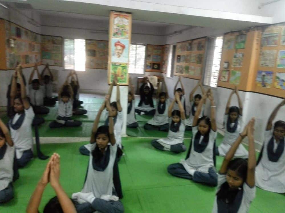 Tilak-Vidyalay-dhantoli-9-12-19-Inter-school-yogasan-competition-training-2019