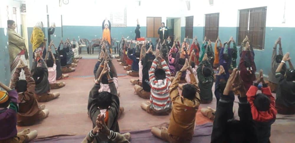 Shishu-Vihar-Primary-School-6-1-20-Inter-school-yogasan-competition-training-2019